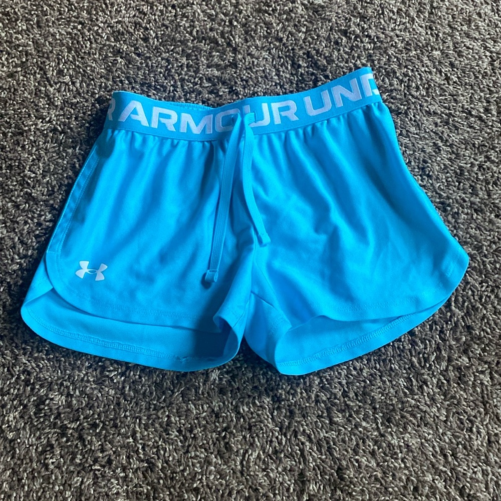 Under armour, size medium, blue